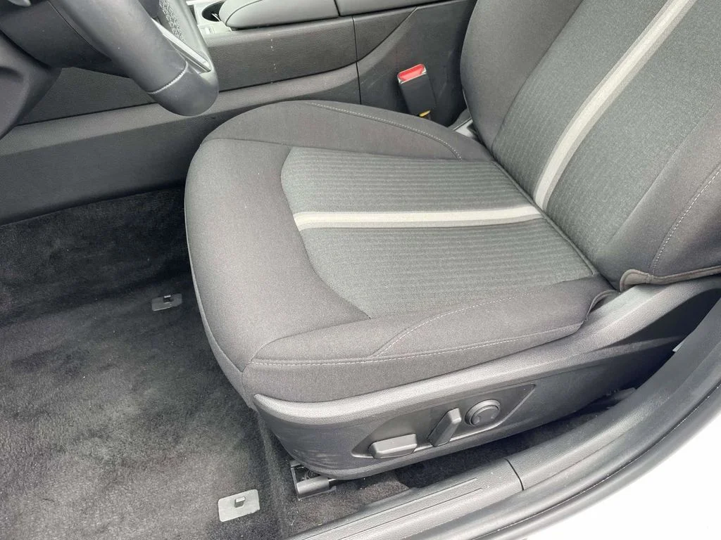 Certified Used 2026 White Hyundai SEL Sport image 13