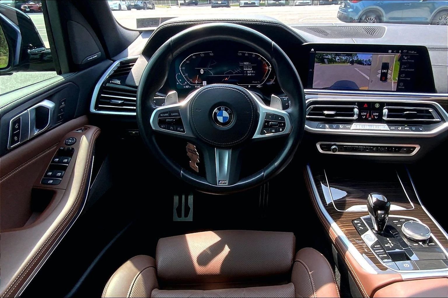 Used 2023 Black Sapphire Metallic BMW xDrive40i image 5