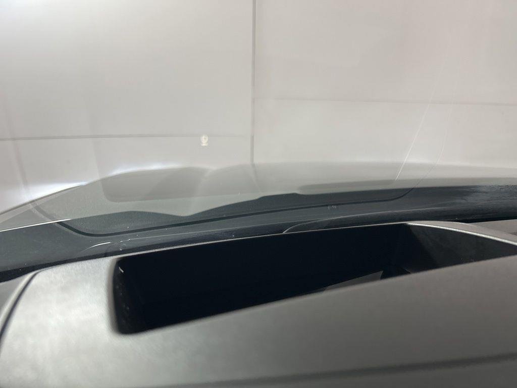 Used 2025 Onyx Black GMC Denali image 26