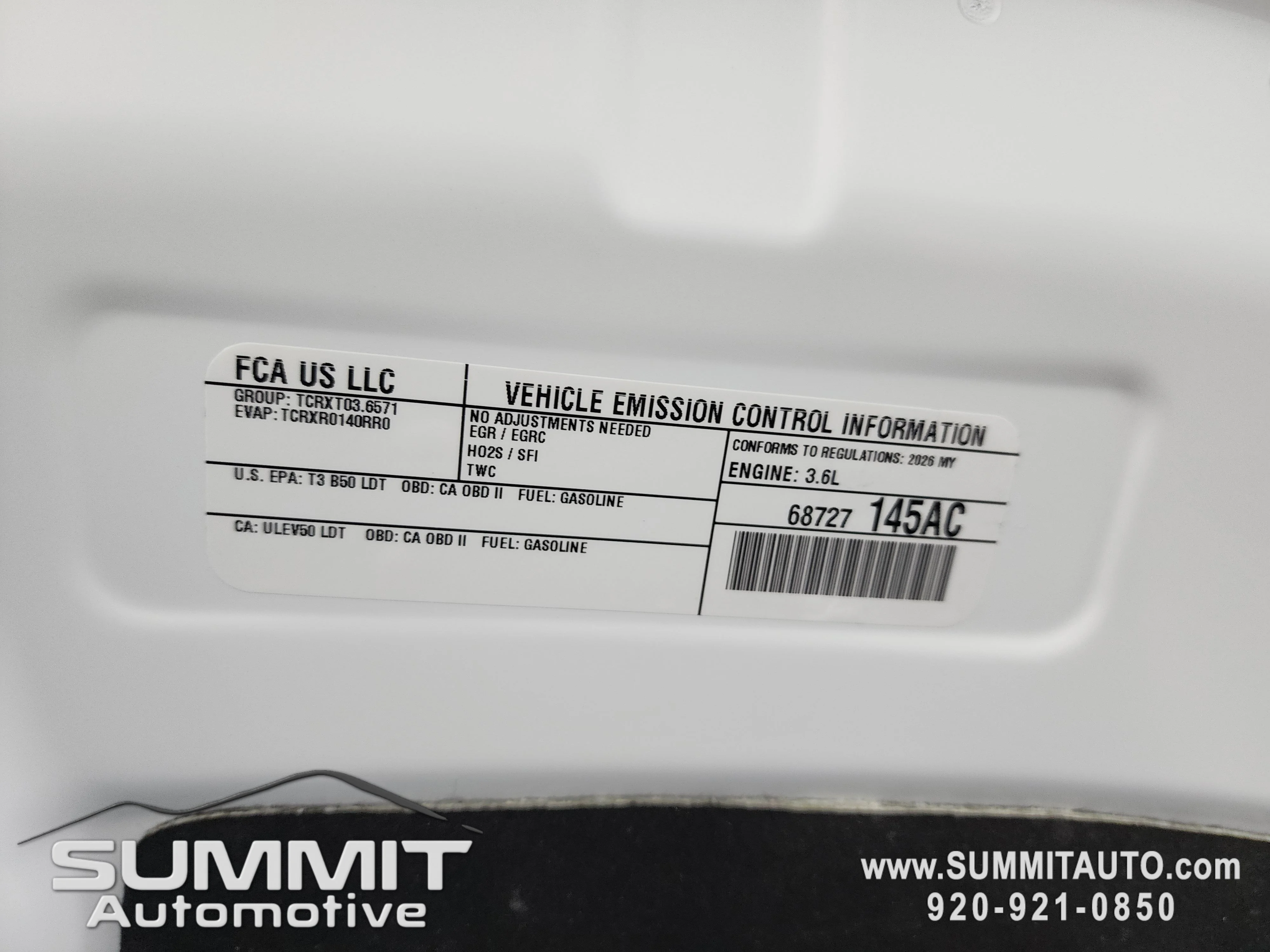 New 2026 Bright White Clear-Coat Exterior Paint Chrysler Select image 25