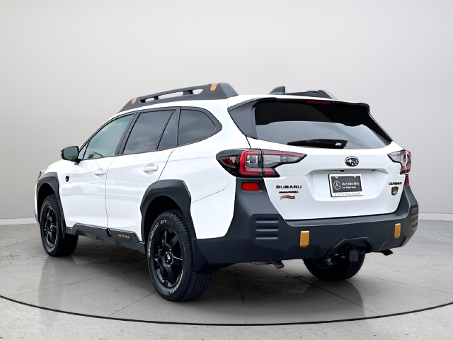 Used 2022 White Subaru Wilderness image 4