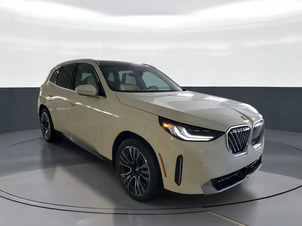 New 2026 White BMW 30 xDrive image 2