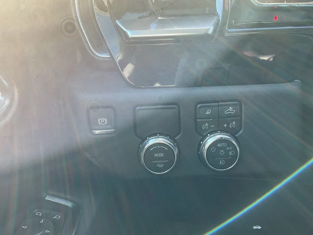 Used 2026 Silver GMC SLT image 27