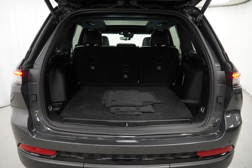 Certified Used 2024 Gray Jeep Limited image 45