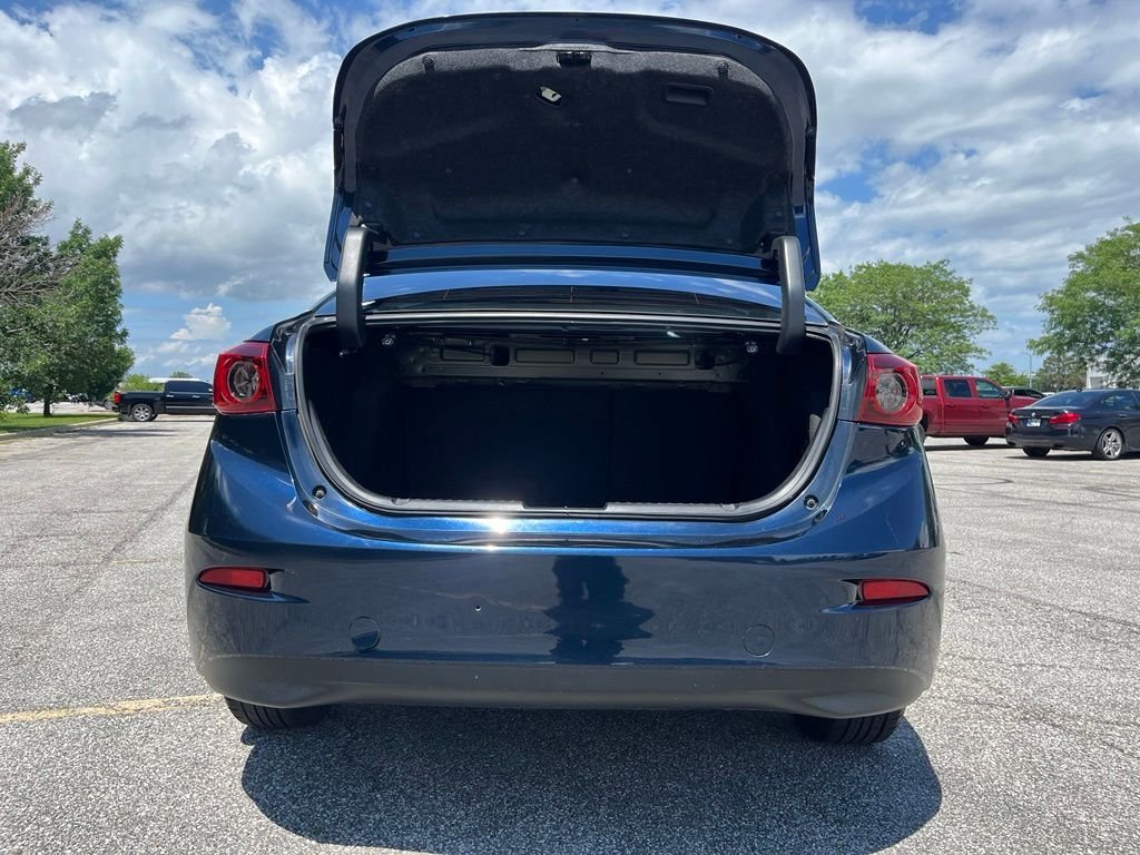 Used 2017 Blue Mazda Sport image 21