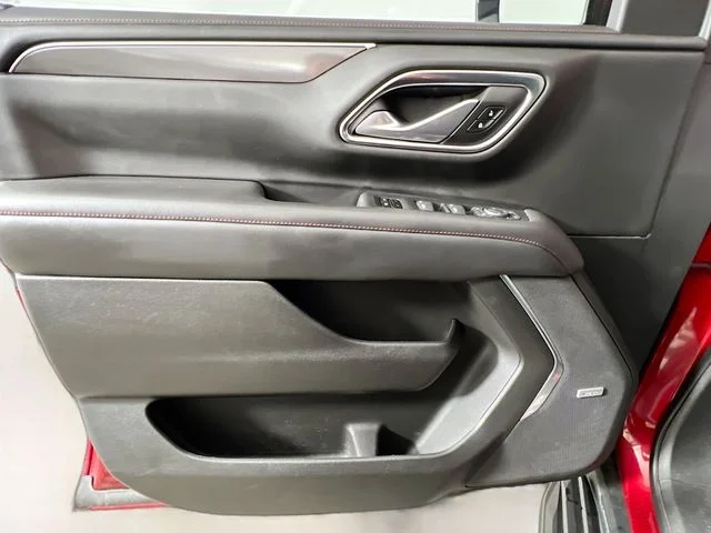 Used 2022 Red Chevrolet RST image 35