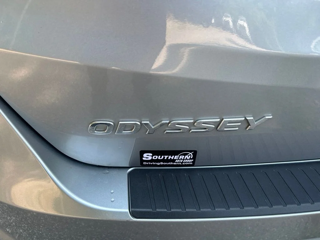 Used 2025 Black Honda EX-L image 9