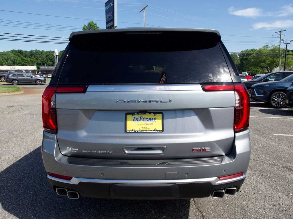 2026 GMC Yukon XL Denali - Photo 7