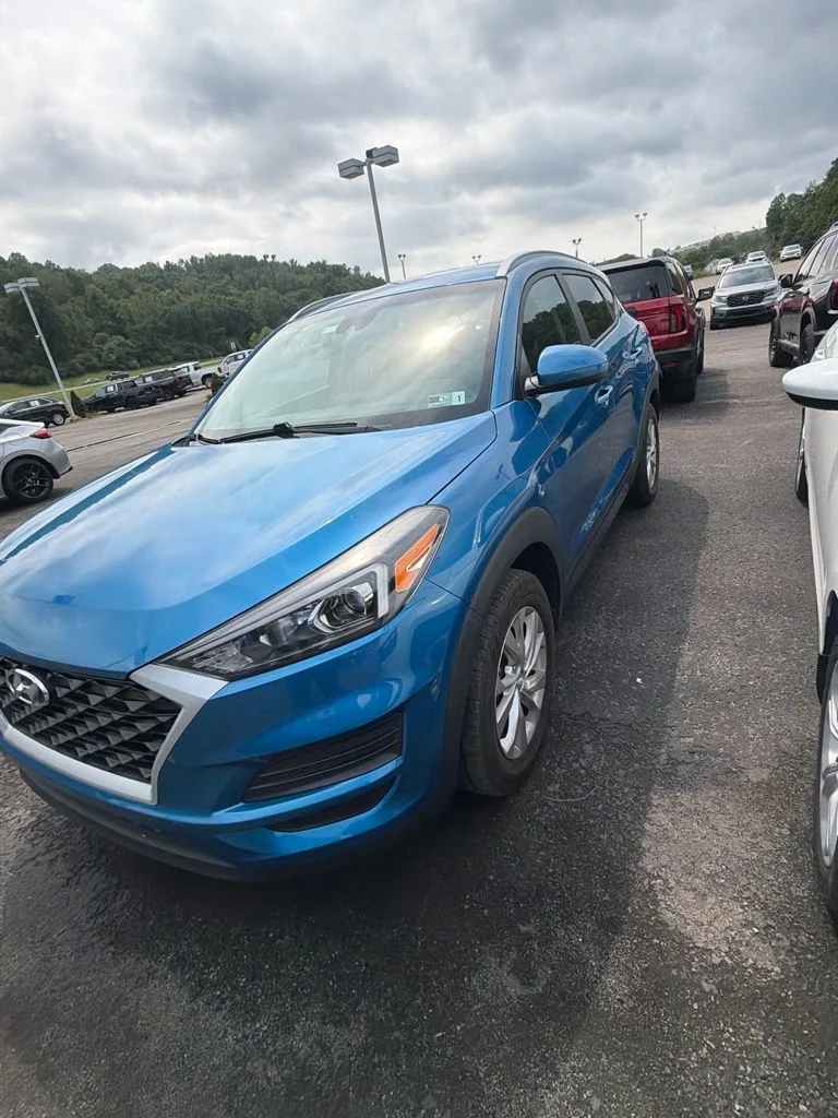 Used 2019 Blue Hyundai Value image 6