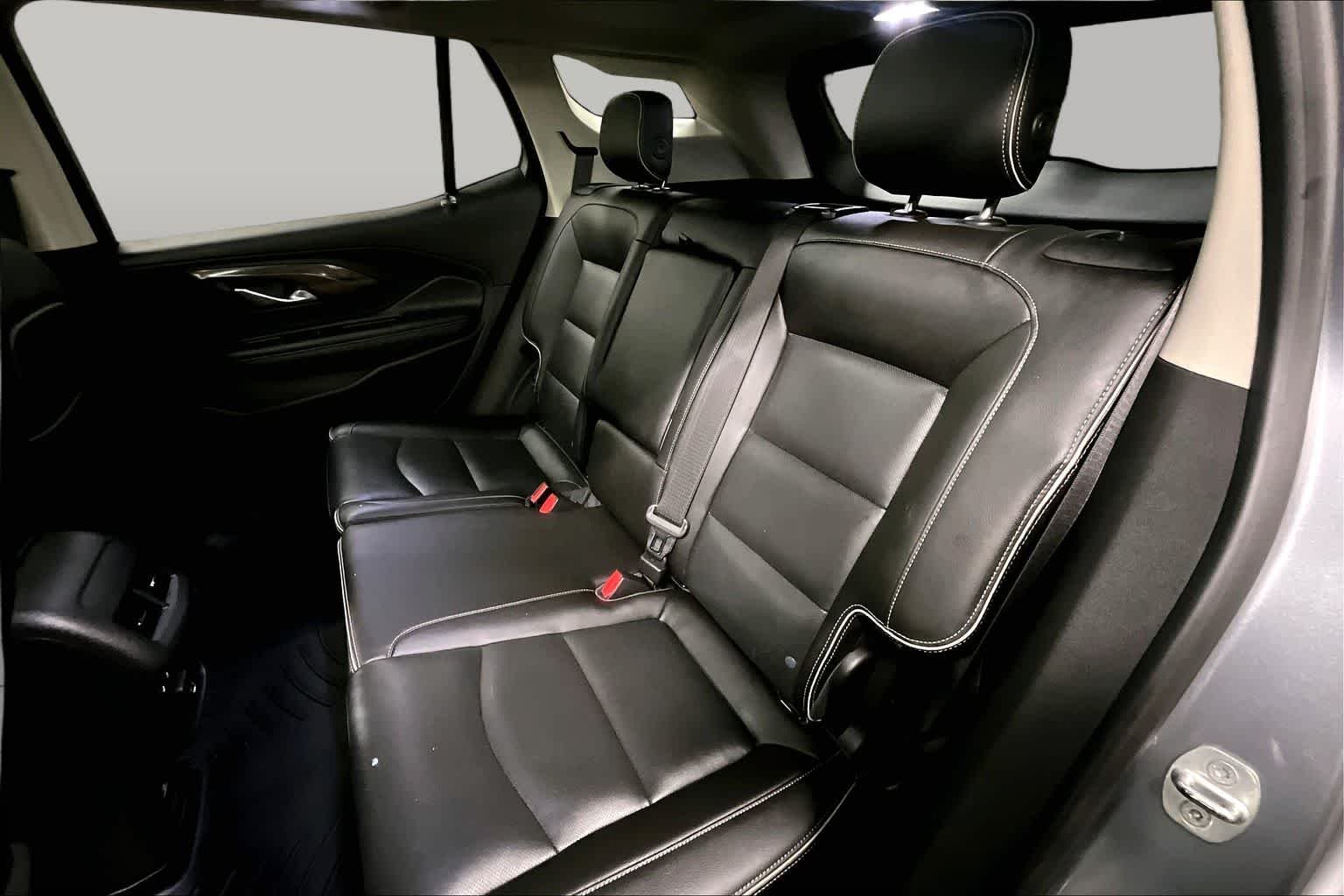 Used 2020 Satin Steel Metallic GMC Denali image 20