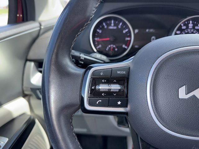 Used 2024 Red Kia LX image 19