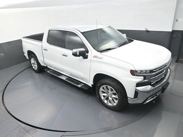 Used 2021 White Chevrolet LTZ image 11
