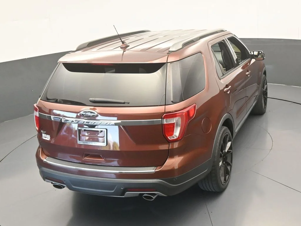 Used 2018 Cinnamon Glaze Metallic Ford XLT image 48