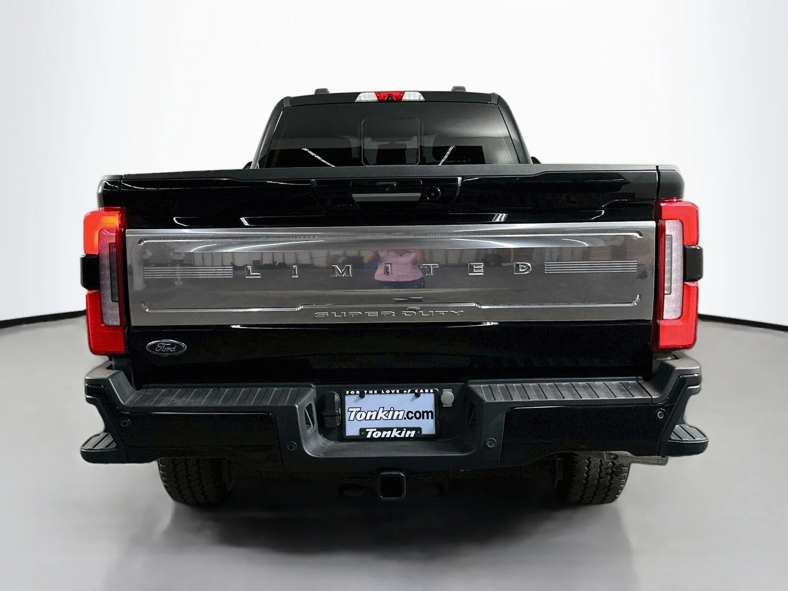 Used 2023 Black Ford Limited image 7