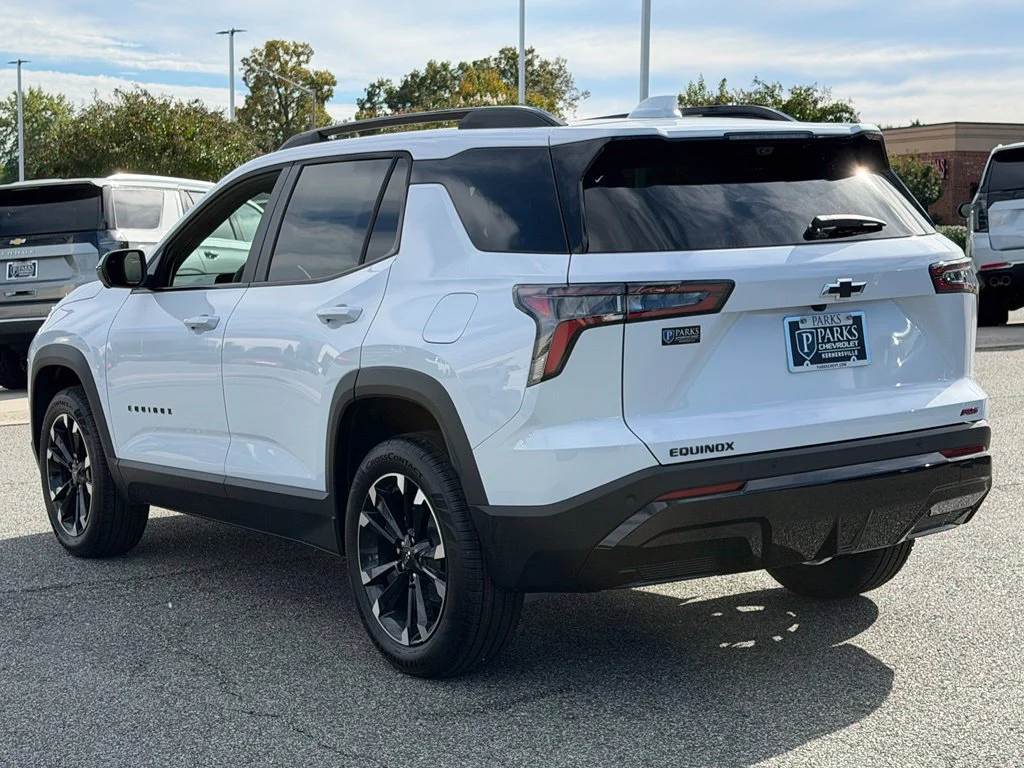 2027 Chevrolet Equinox RS - Photo 32