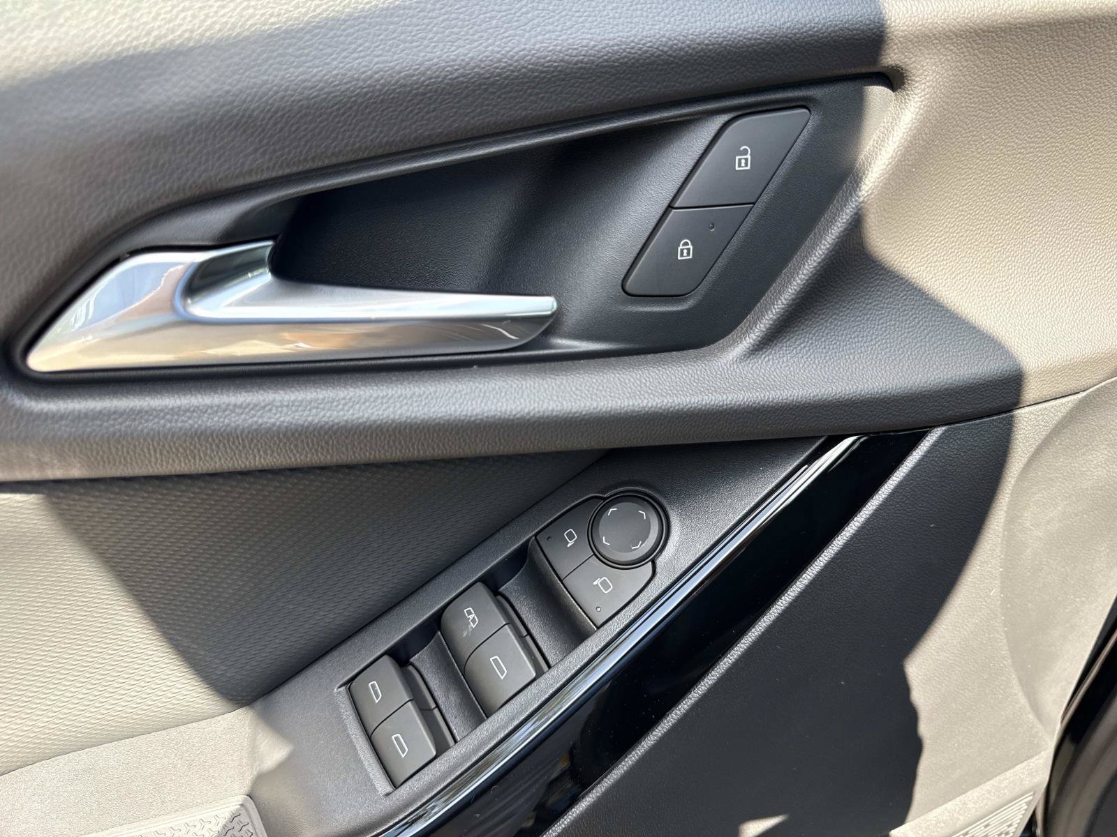 2027 Chevrolet Equinox LT - Photo 18