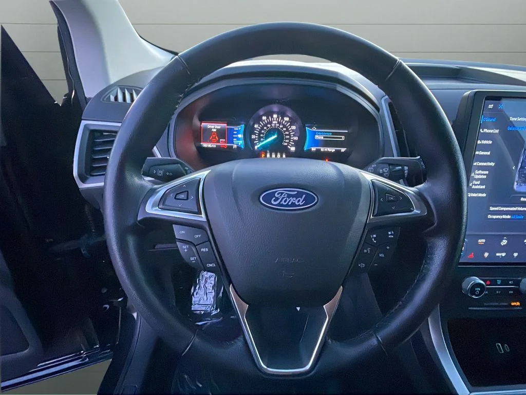 2023 Ford Edge SEL - Photo 33