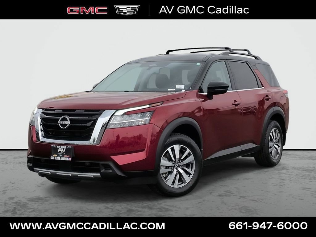 2023 Nissan Pathfinder SL 2WD's photo