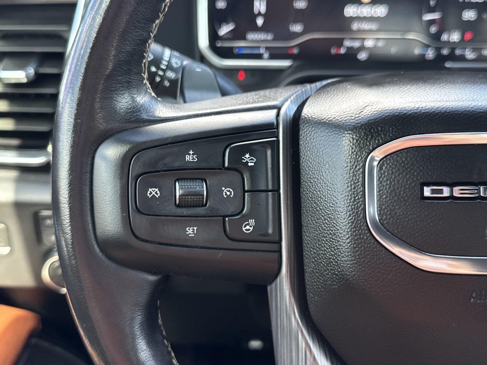 Used 2023 STERLING METALLIC GMC Denali Ultimate image 23
