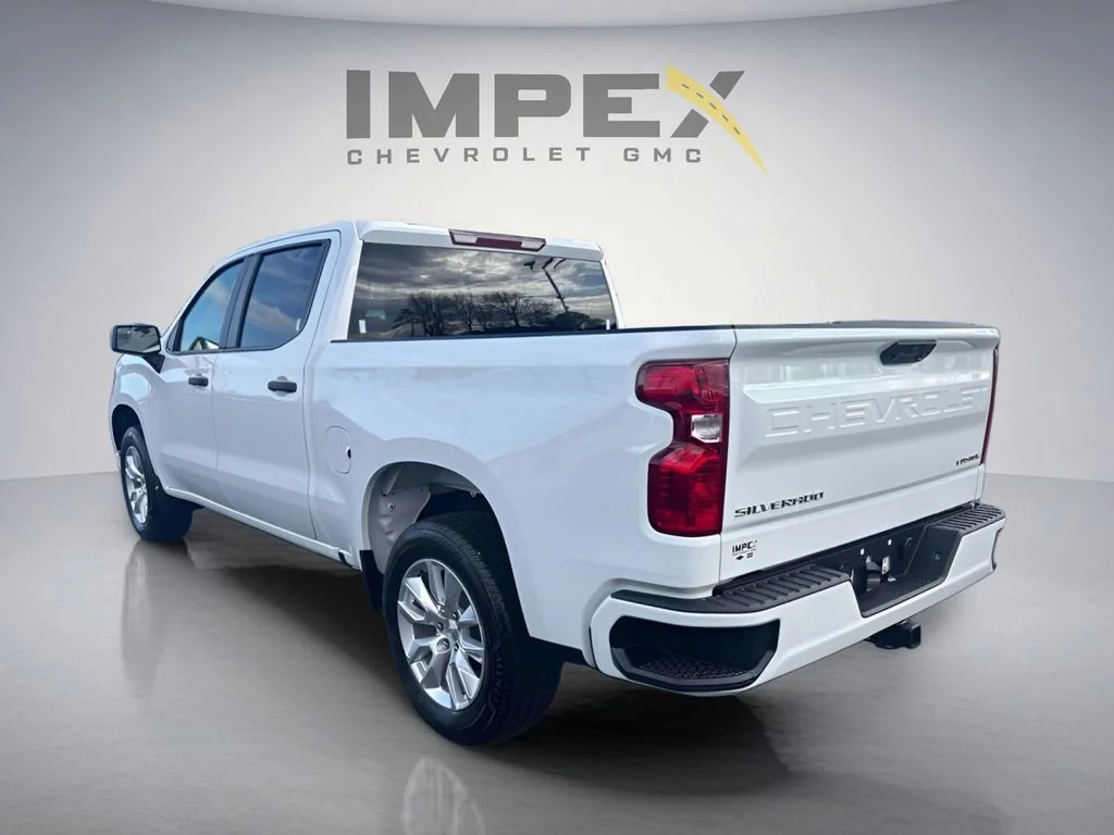 Used 2026 Summit White Chevrolet Custom image 3