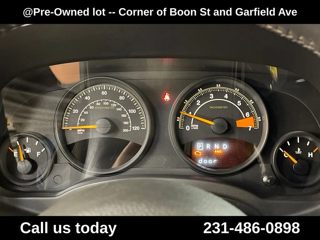 Used 2014 Gray Jeep Latitude image 21