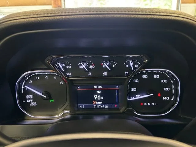 Used 2019 Onyx Black GMC Elevation image 17