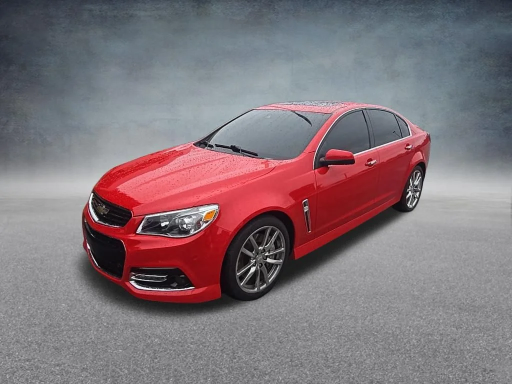 Used 2014 Red Chevrolet Base image 4