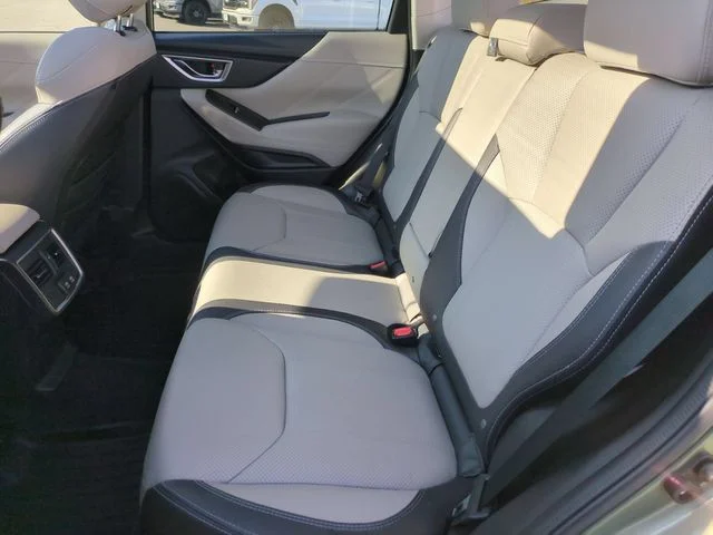 Used 2021 Green Subaru Limited image 30
