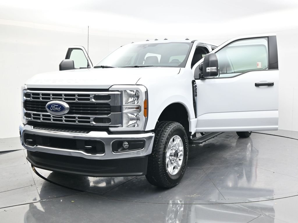 New 2026 Oxford White Ford F-250® XLT image 52