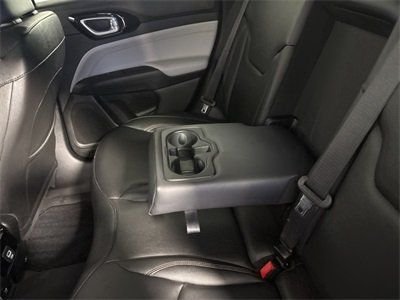 Certified Used 2024  Jeep Limited image 18