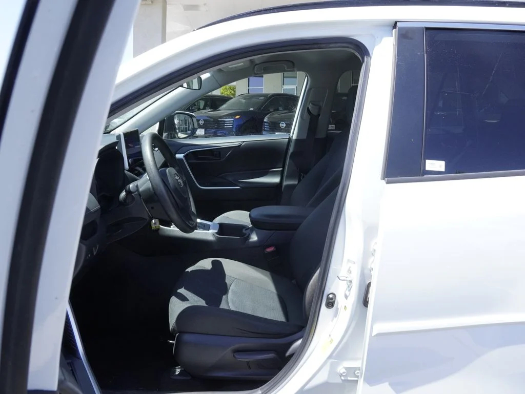 Used 2024 White Toyota LE image 21