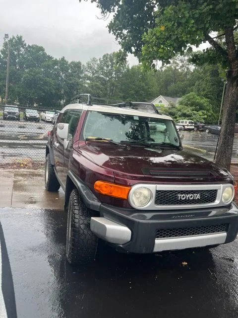 Used 2007 Red Toyota Base image 2