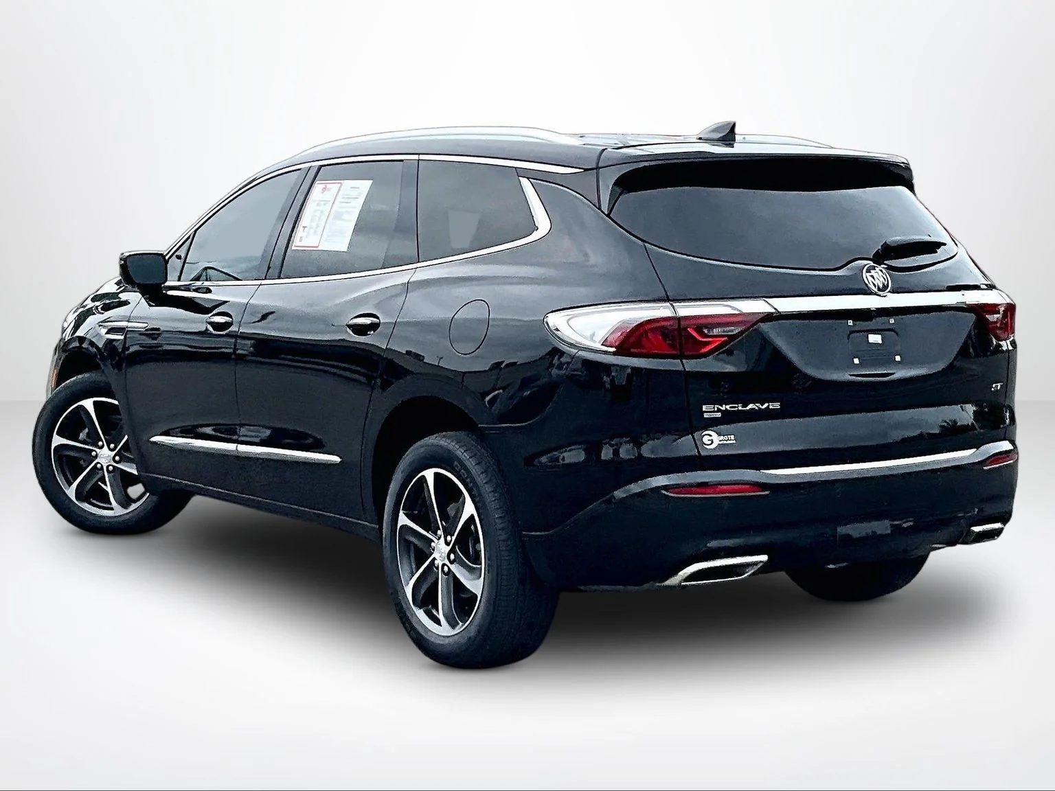 Used 2022 Black Buick Essence image 14