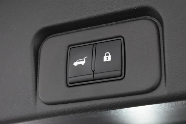 Used 2023 Silver Nissan SV image 18