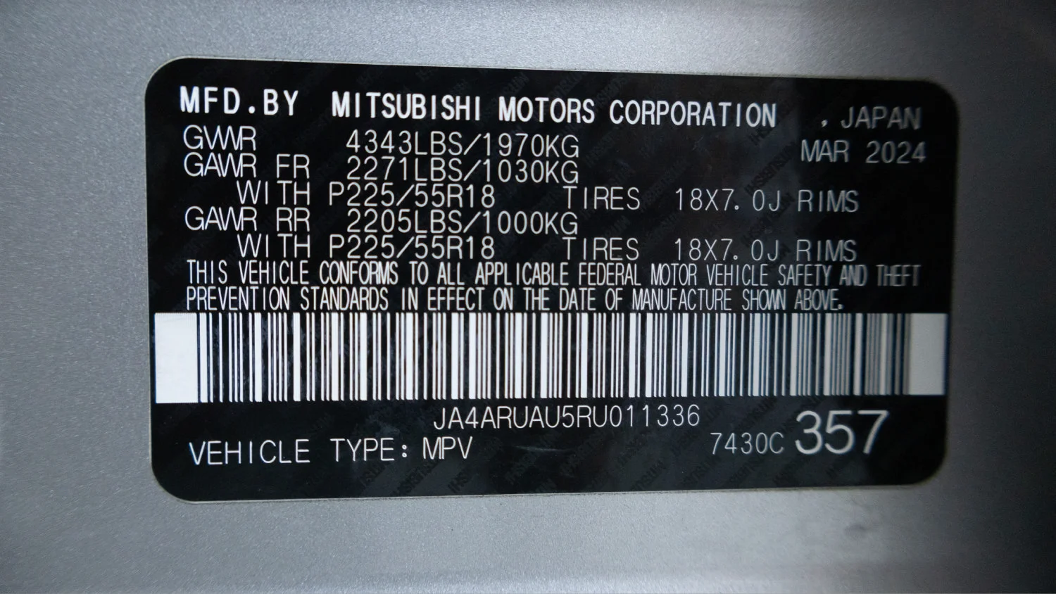 Used 2024 Silver Mitsubishi S image 24