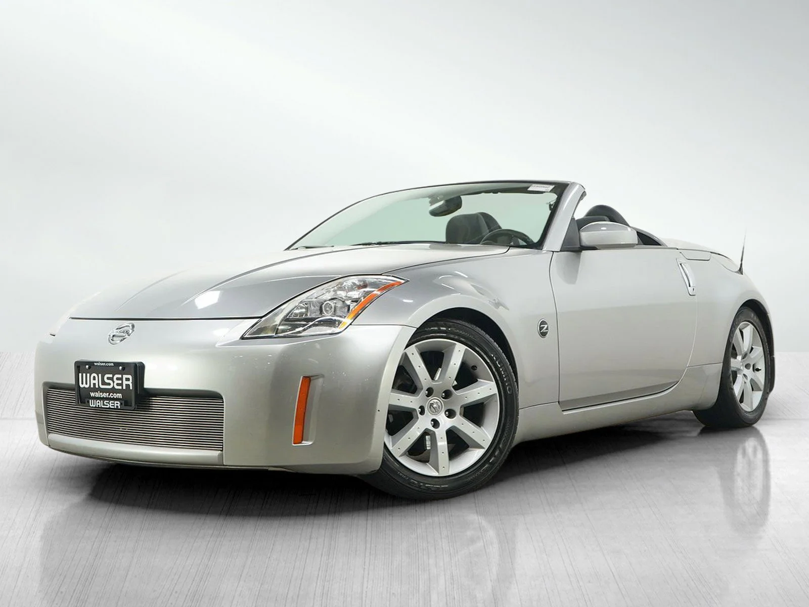 Used 2004 Nissan 350Z Roadster Touring with VIN JN1AZ36AX4T002700 for sale in Hopkins, Minnesota