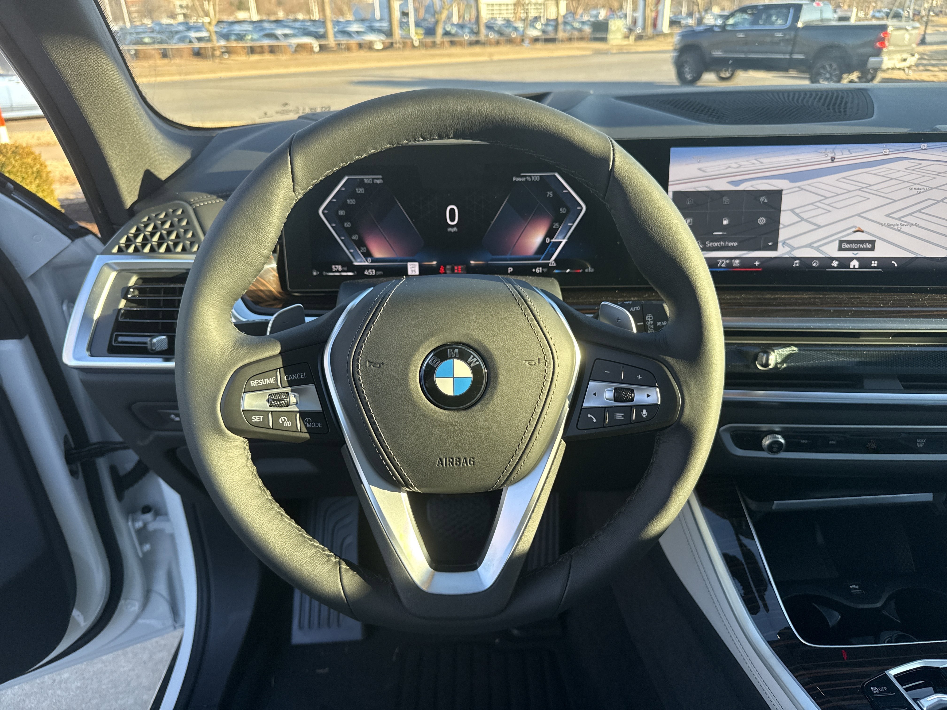 New 2026 0300 Alpine White BMW xDrive40i image 18