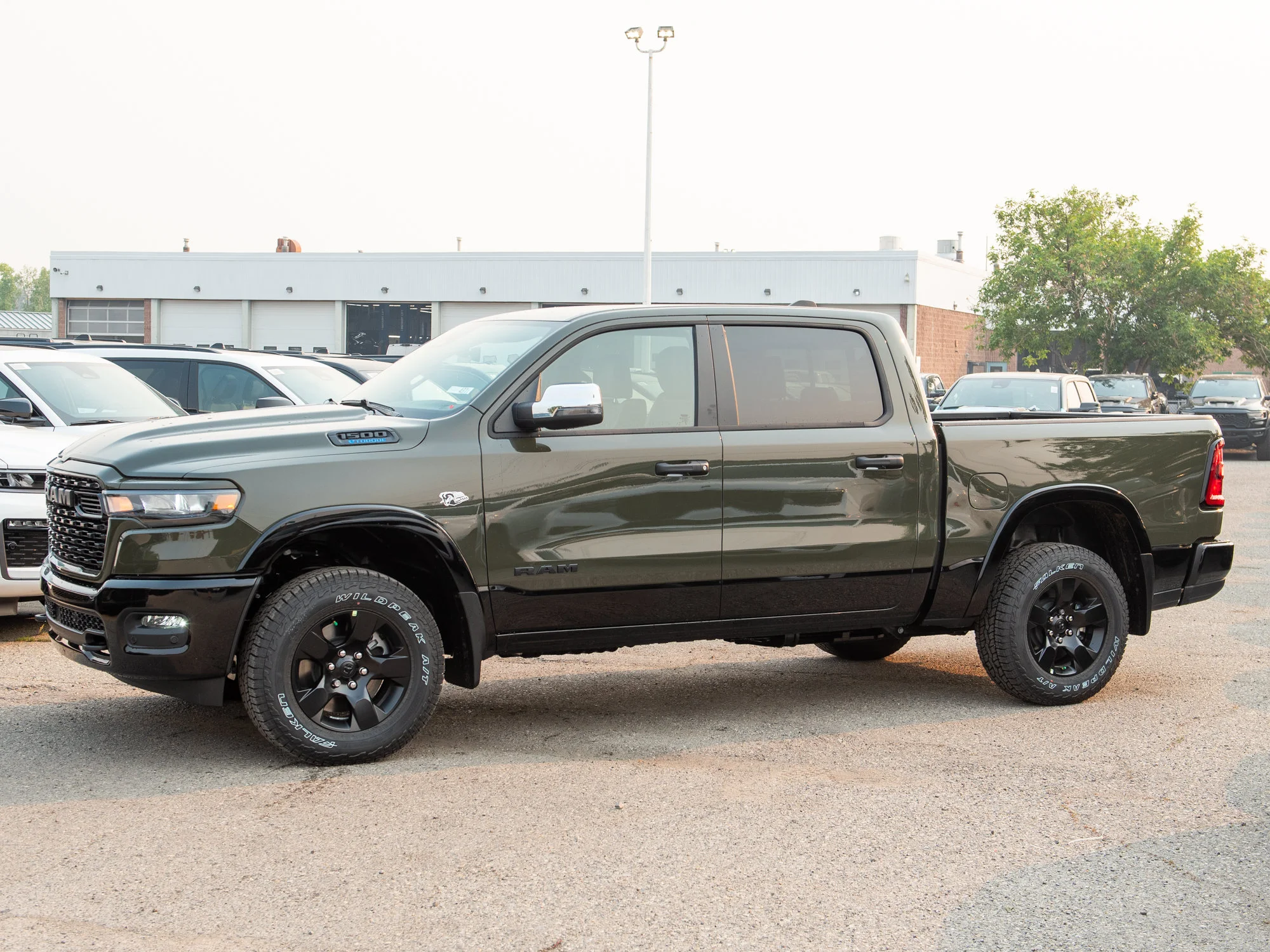 New 2026 Tan RAM Big Horn* Crew Cab 4x4, HEMI V8 image 4