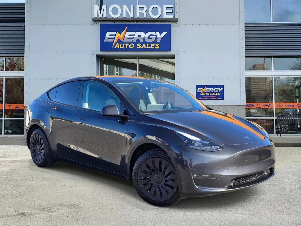 2024 Tesla Model Y Long Range