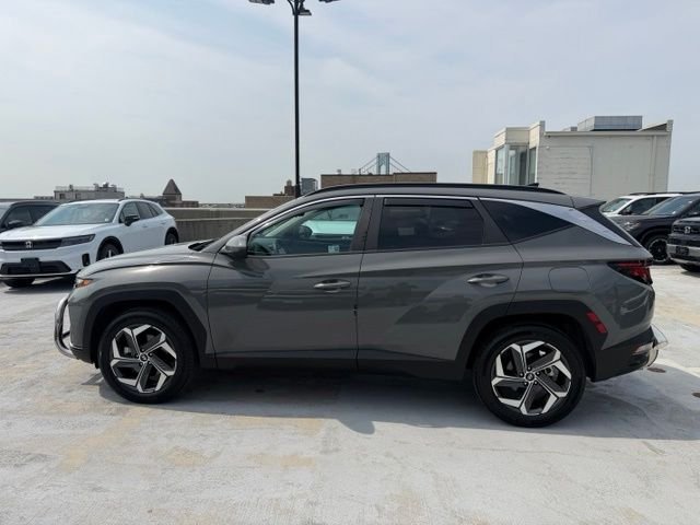 Used 2024 Gray Hyundai SEL image 4