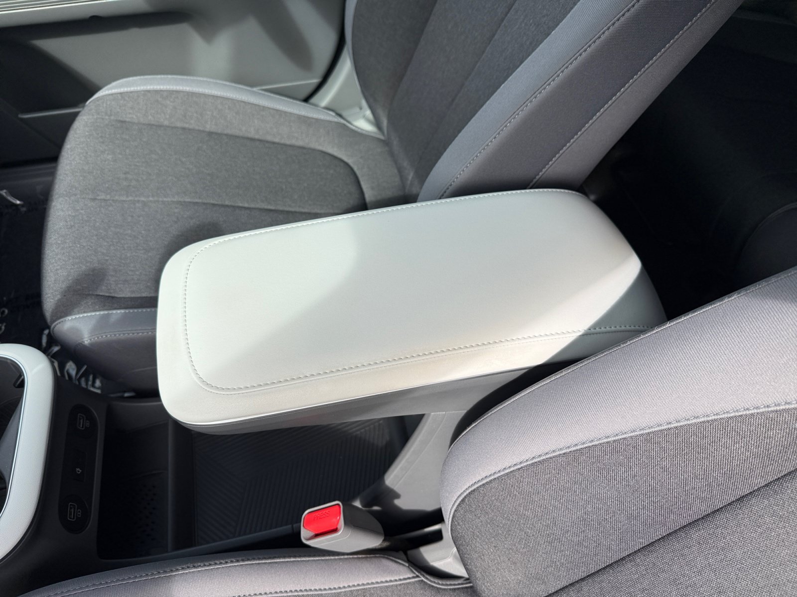 Certified Used 2024 Cyber Gray Hyundai SEL image 14