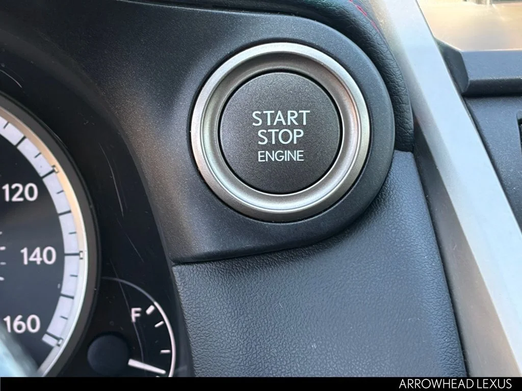 Used 2015 Silver Lexus 200t F Sport image 24