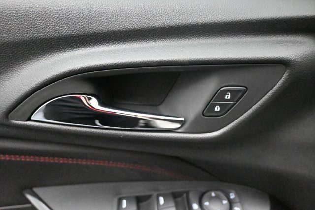 2026 Chevrolet Trax RS - Photo 11