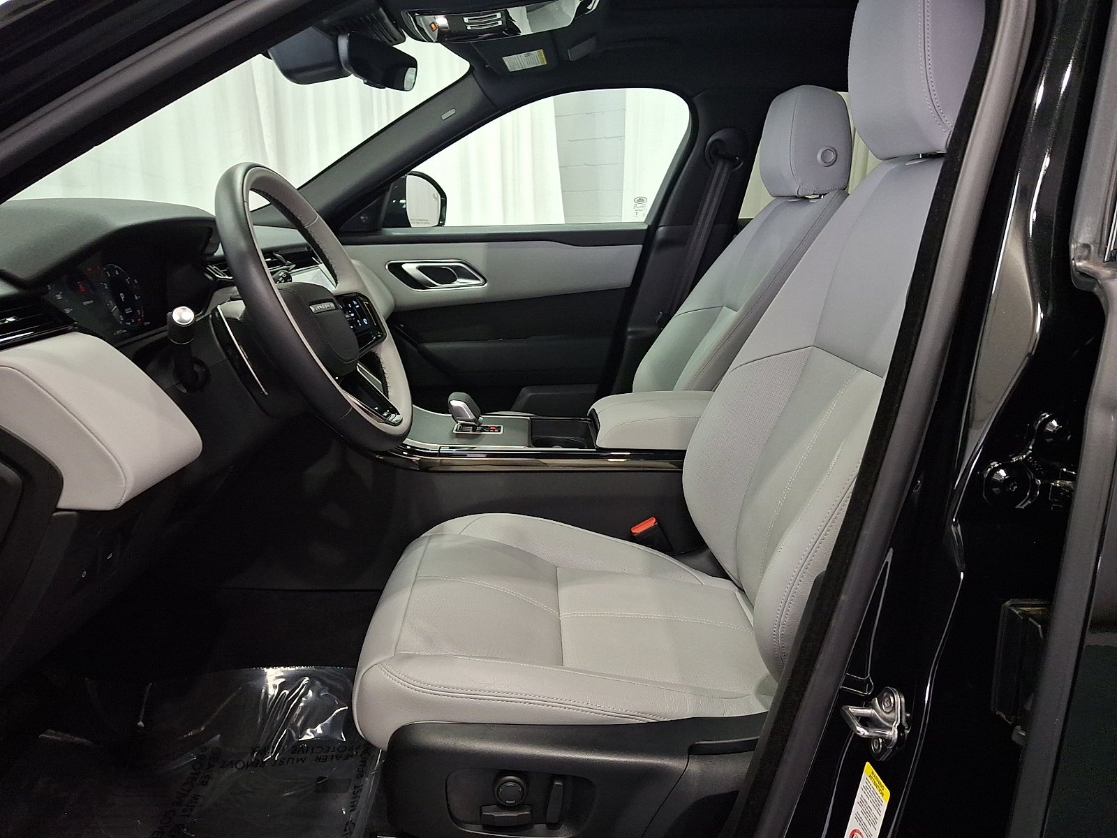 2026 Land Rover Range Rover Velar S - Photo 13