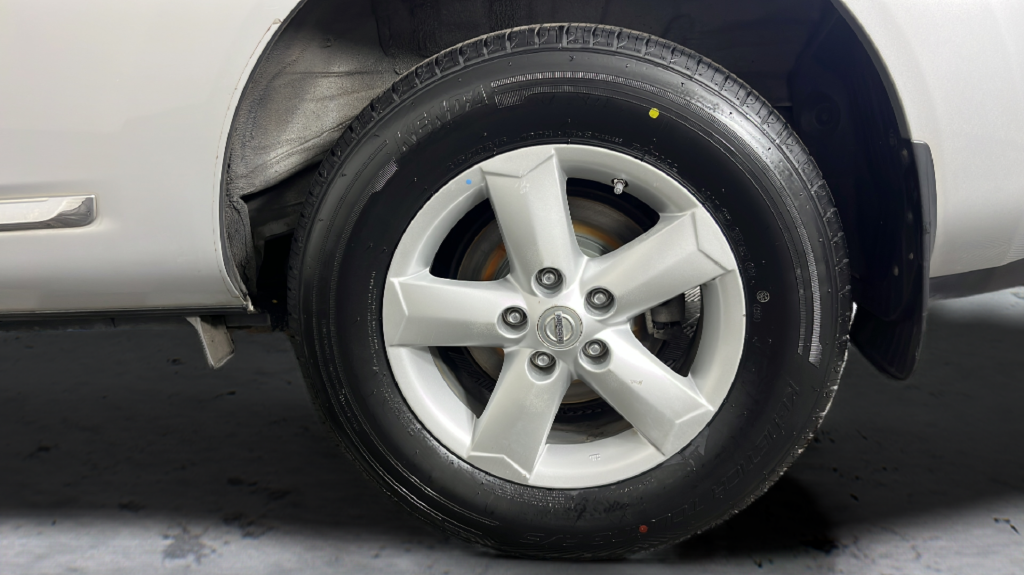 2013 Nissan Rogue S - Photo 42