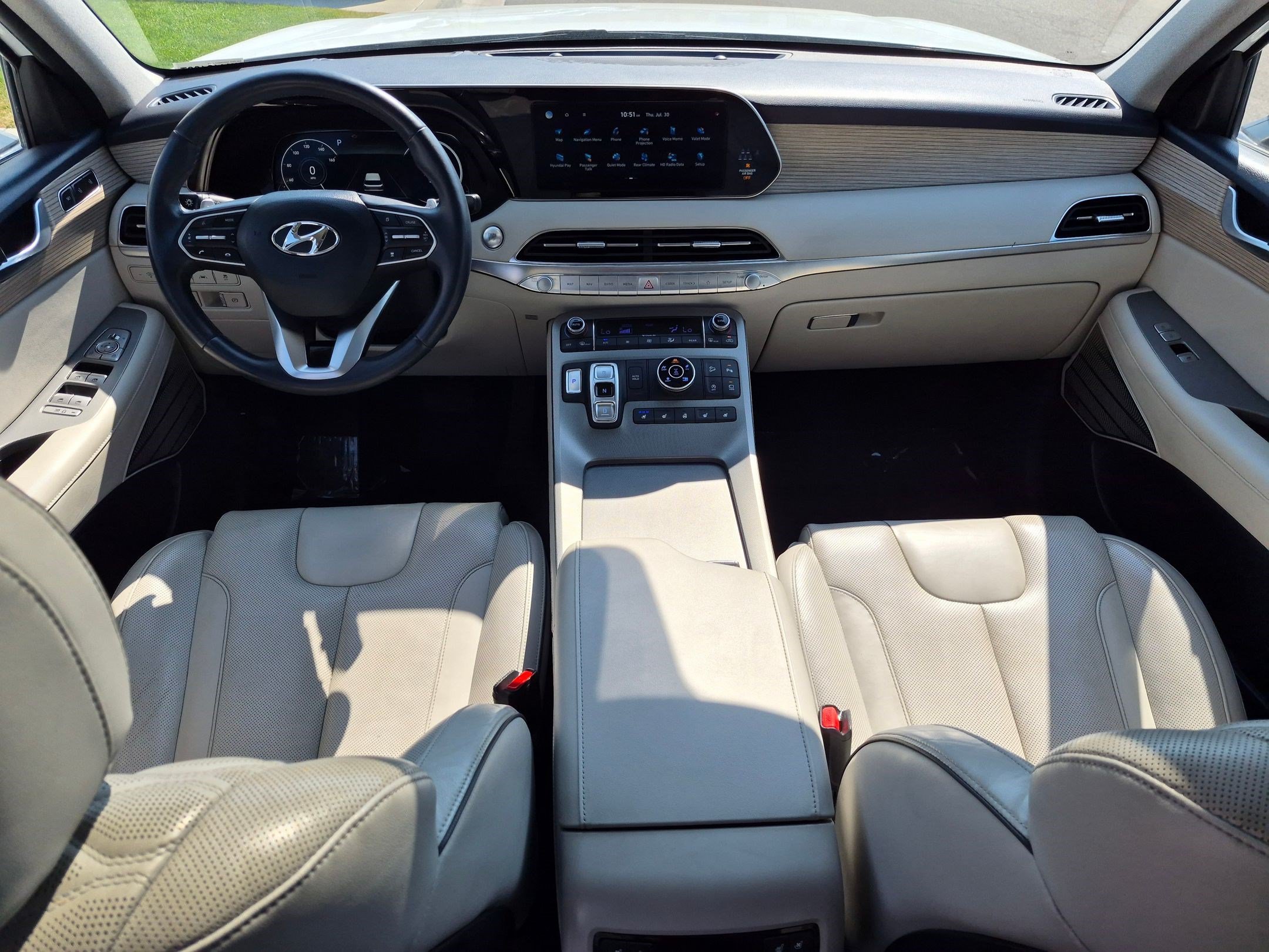 Used 2022 Hyper White Hyundai Limited image 28