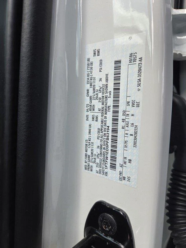 Used 2023 Star White Metallic Tri-Coat Ford LARIAT image 36