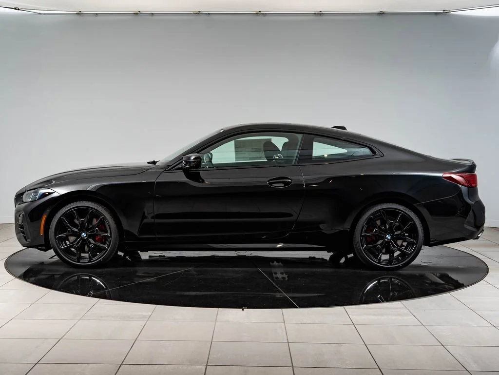 New 2027 Black Sapphire Metallic BMW M440i xDrive image 5