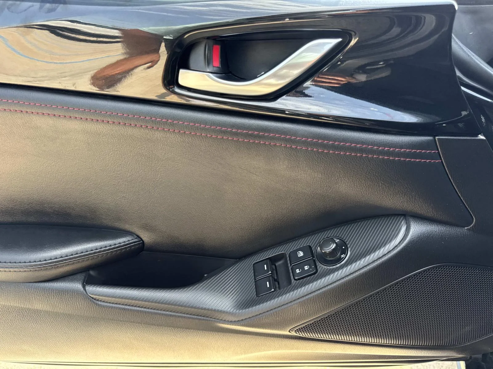 Used 2016 Jet Black Mica Mazda Club image 18