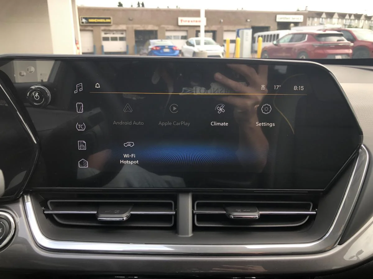 New 2026 Grey Chevrolet Fwd 4dr Activ image 15